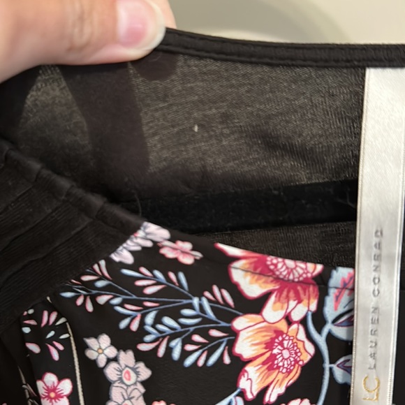 Lauren Conrad Floral Blouse - Picture 10 of 10